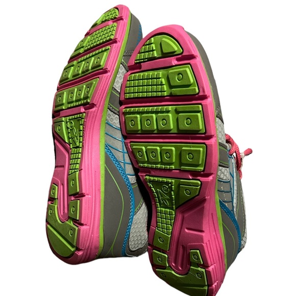 Athletech Sneakers -8 - Picture 4 of 4